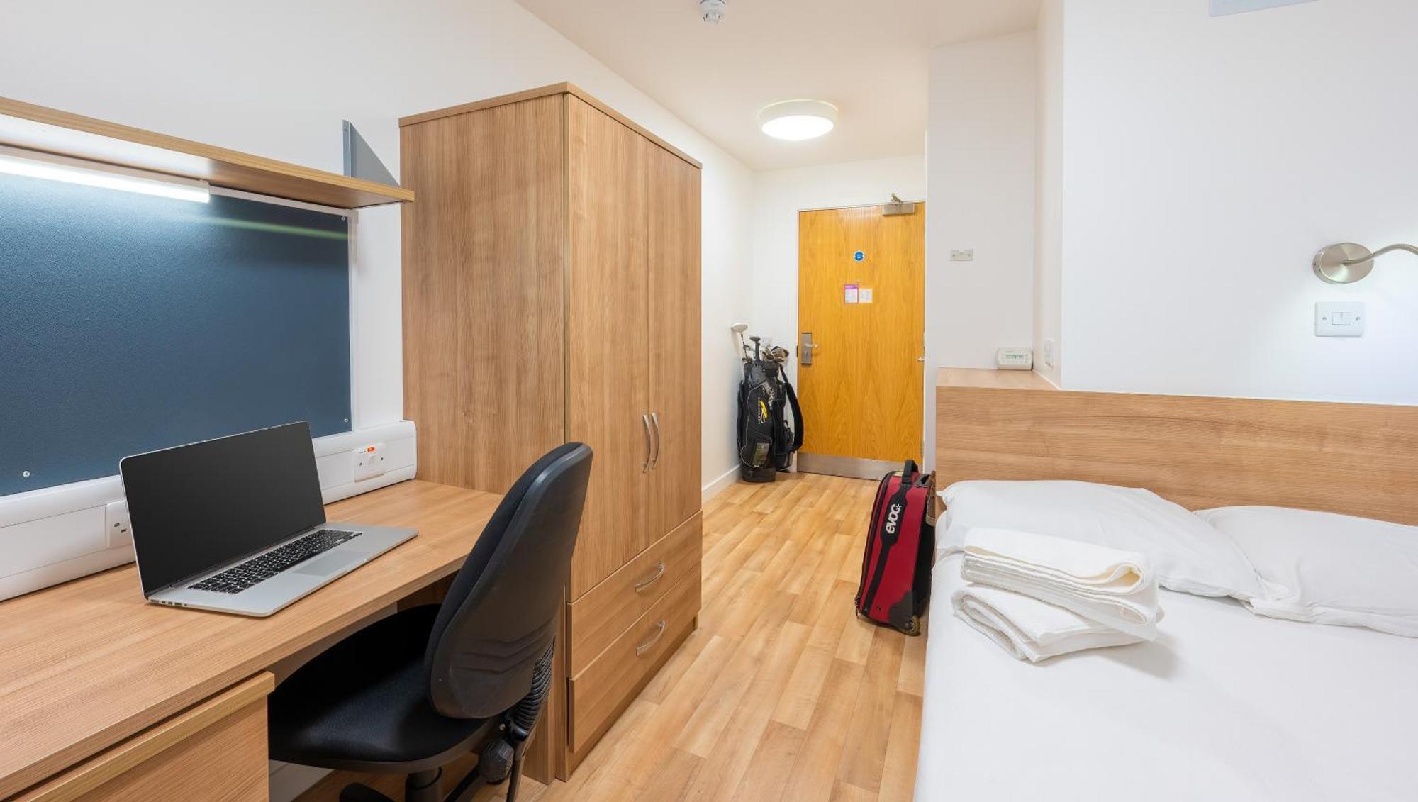 Uhi Fort William - Campus Accommodation エクステリア 写真